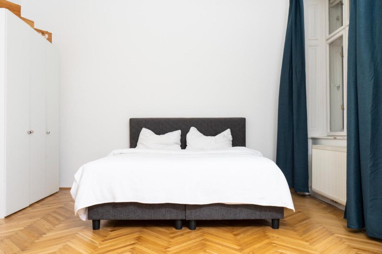 Altbauschatz Am Alsergrund, Naehe Innere Stadt Appartement